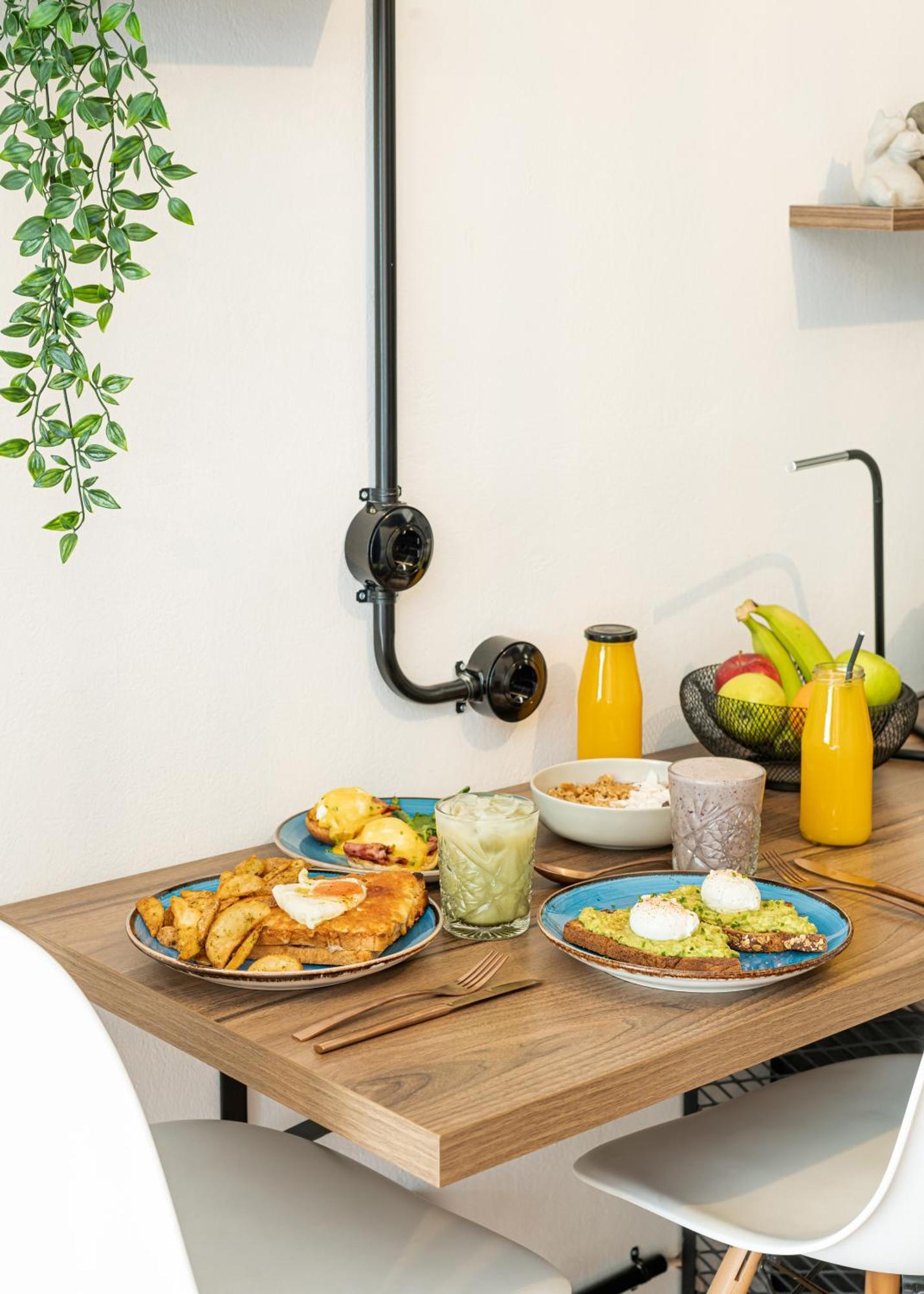 Ferienwohnung Moss - Beautiful Living In The Heart Of Athen Exterior foto